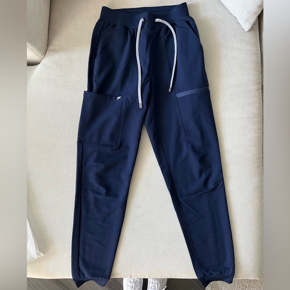 FABLETICS High-Rise On-Call Scrub Jogger in Navy (XXS, Regular 28”)